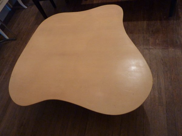 amorphous shapes in art. Modern Amorphous Shape Table