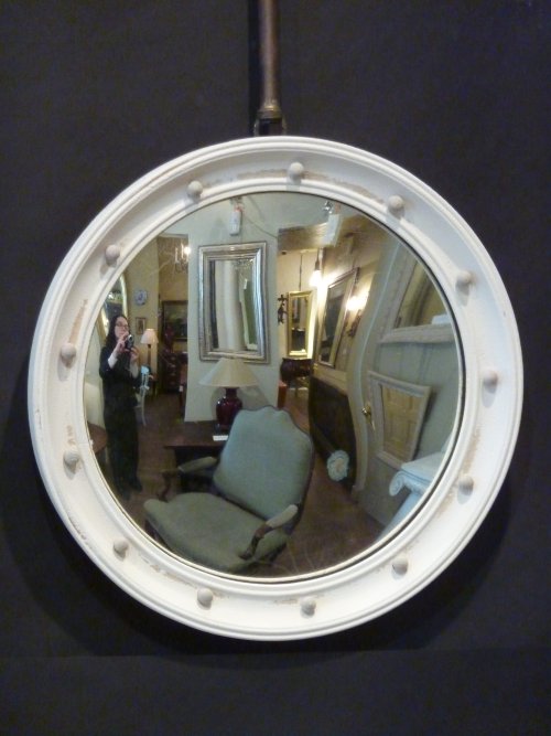Small Convex Mirror