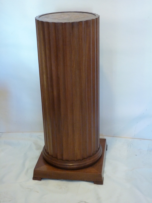 Reeded Column Pedestal