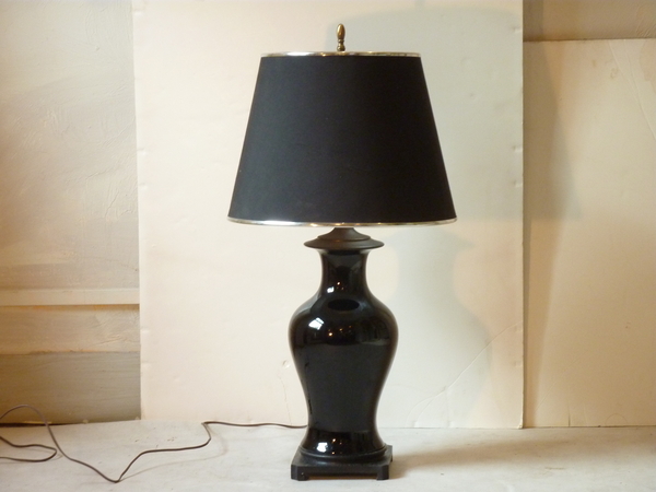 Black Ceramic Lamp