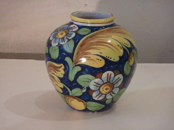 Antique Italian Majolica Vase