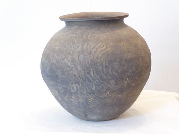Silla Dynasty Ceramic Vase