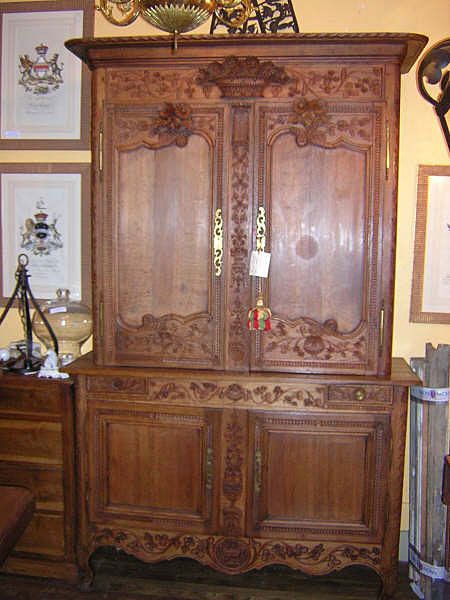18th Century French Scrubbed Oak Buffet