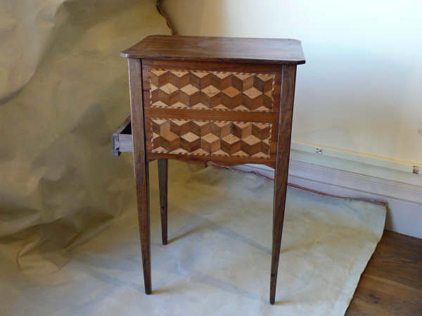 Antique Inlay Liseuse