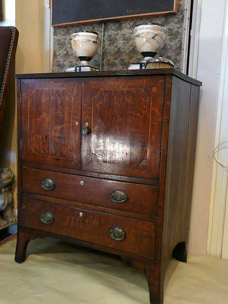 Georgian English Cabinet