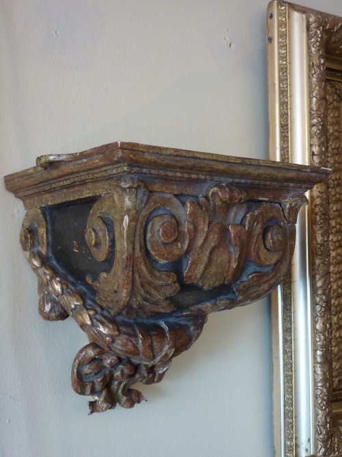 Rococo Bracket