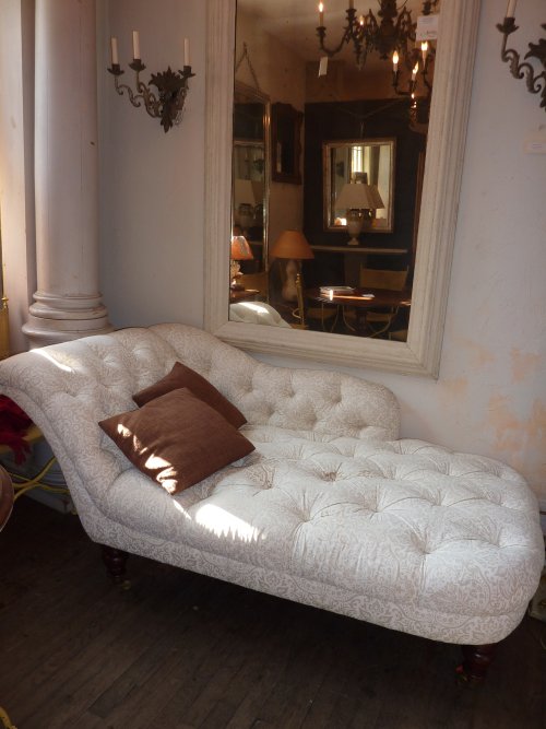 Victorian Style Chaise