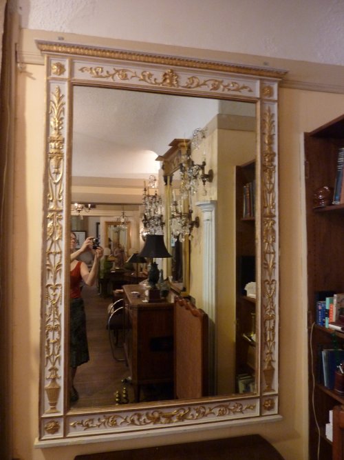 Pair Neoclassical Mirrors