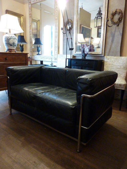 Le Courbusier Loveseat and Clubchair