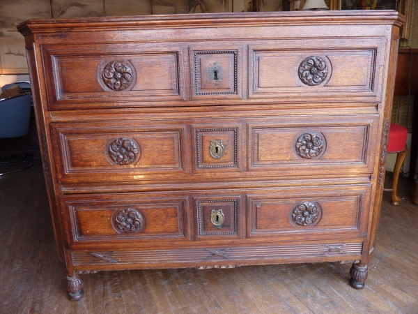 Antique French Chest of Drawers