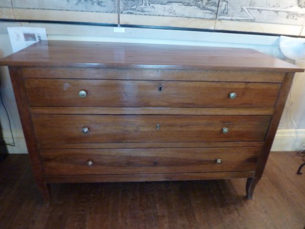 Antique Italian Chest of Drawers