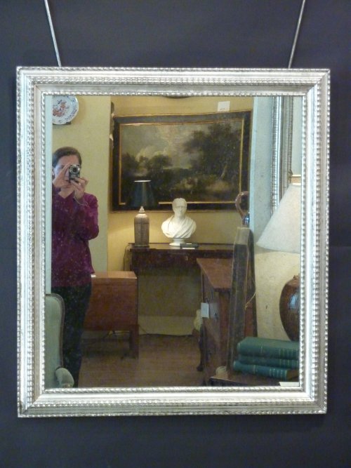 Mid Size Silver Ripple Mirror