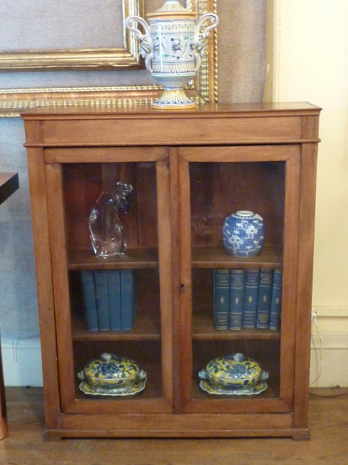 Narrow Cabinet