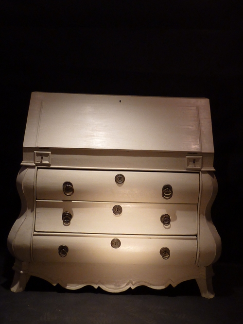 Dutch Whitewashed Bombe Secretary