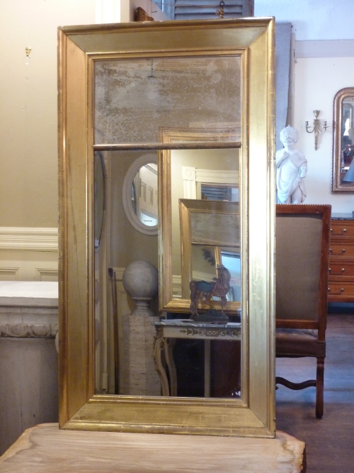 Wide Molding Giltwood Mirror