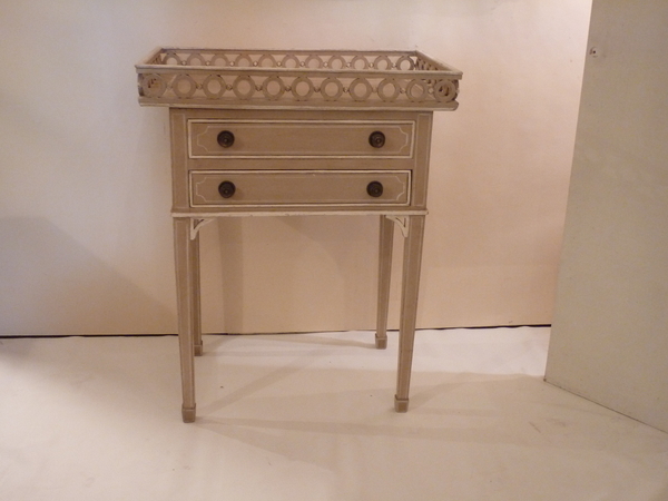Danish Sidetable