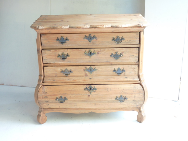 18th Century Dutch Pine Chest Drawers