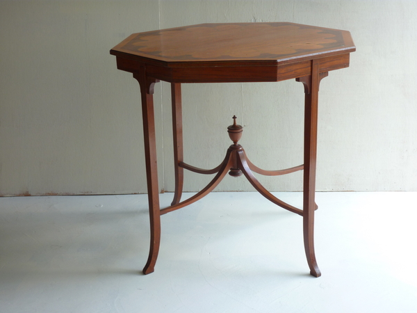 Adams Octagonal Table