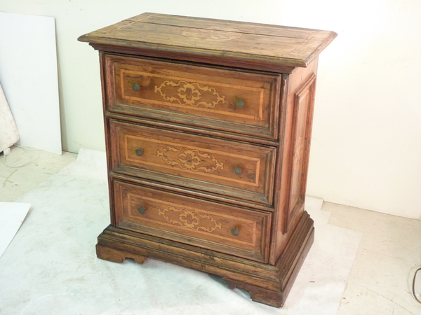 Italian Inlay Comodino