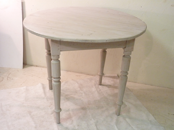 19th Century Italian Pine Table