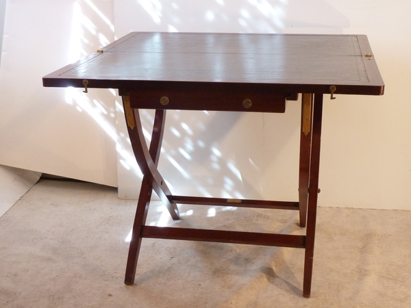 Campaign Style Game Table