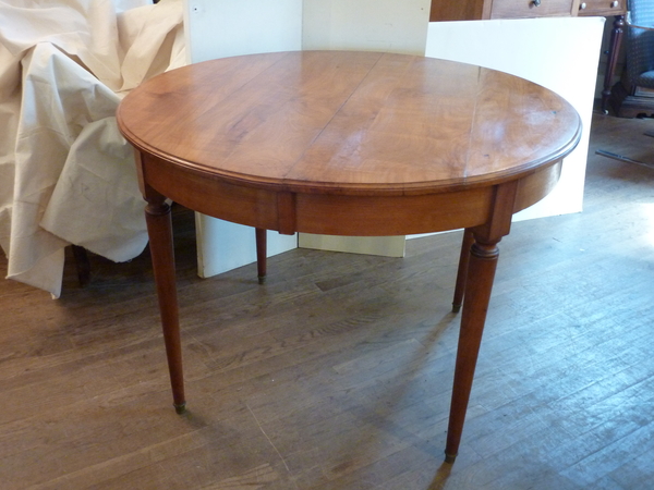 Cherry Extending Table