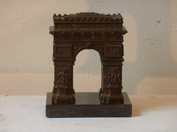 Grand Tour Arc de Triomphe