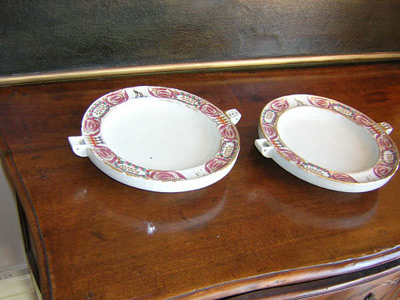 18th century Chinese export porcelain warming plates