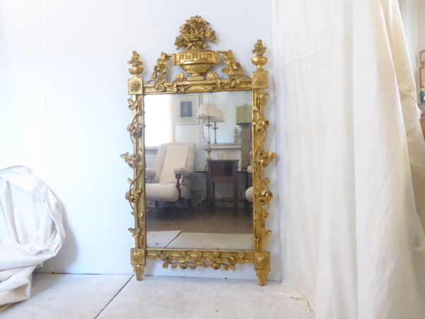 18th C Italian Carved Giltwood Mirror