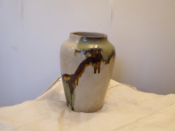 Japanese Crackle Glaze Ceramic Vase
