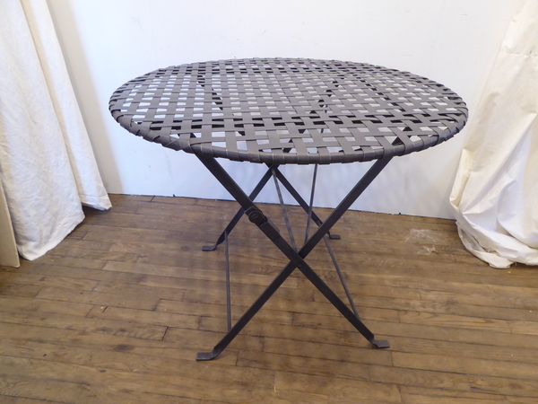 Iron Woven Top Table