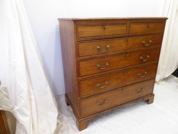 19th C English Oak Chest Drawers