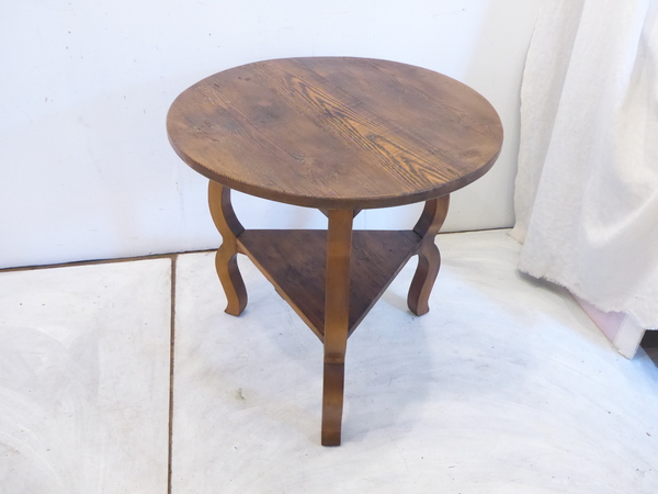 Pine Cricket Table