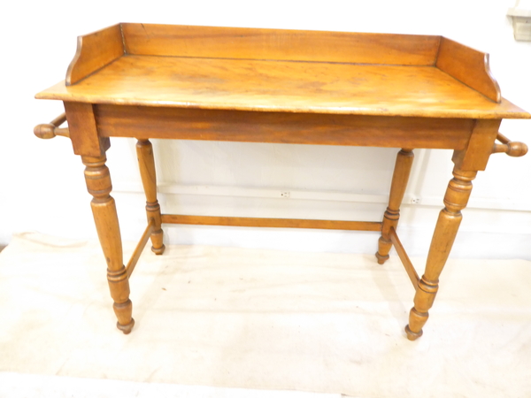American 19th C Maplewood Server