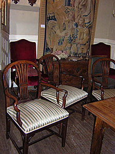 18th century set 4 English Hepplewhite armchairs
