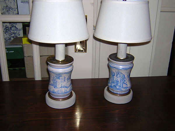 Early 20th Century Pair Italian Majolica Drug Jars