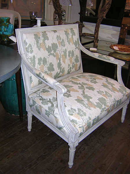 20th Century French Marquise