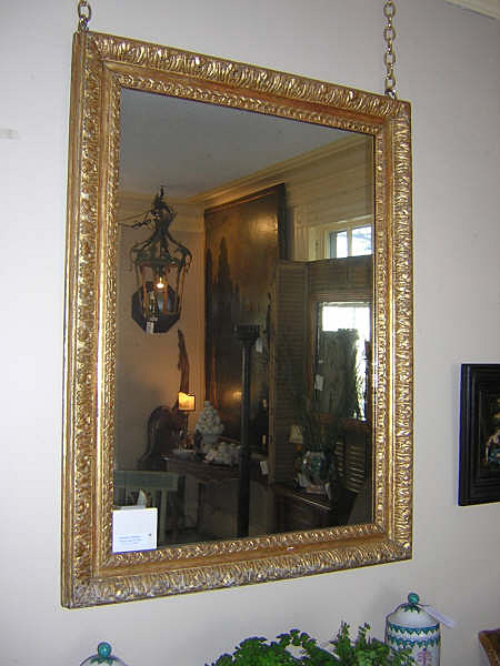 19th Century Continental Carved Giltwood Mirror