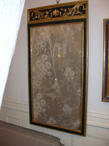 mirror with black accents