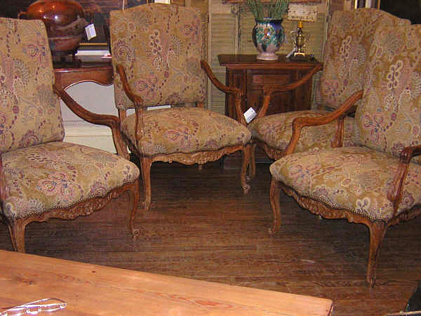 19th Century French Set of 4 Regence Style Oak Fauteuils