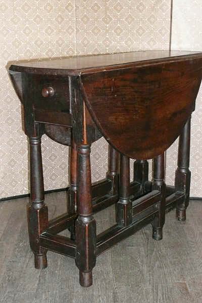 Oak Drop Leaf Table
