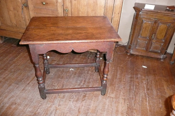 17th Century English Oak Side Table